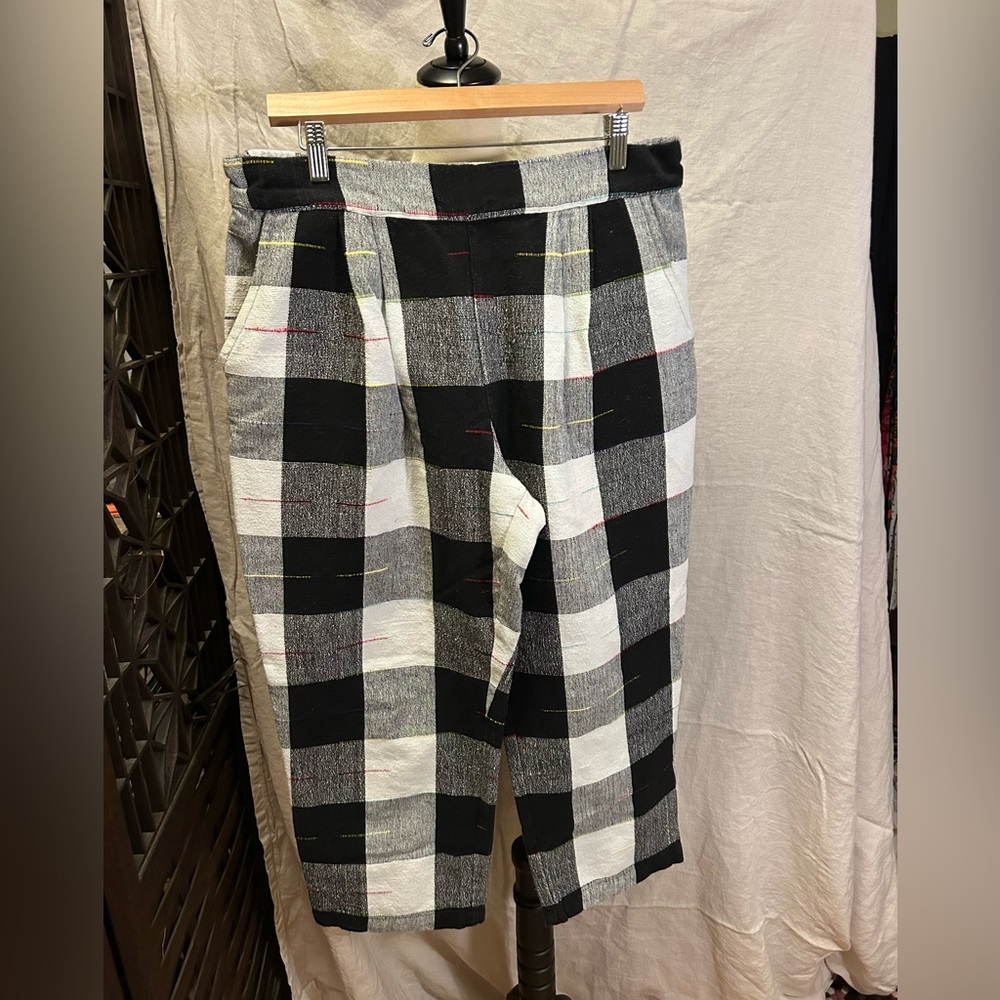 The Odells Cropped Pants - Size Large